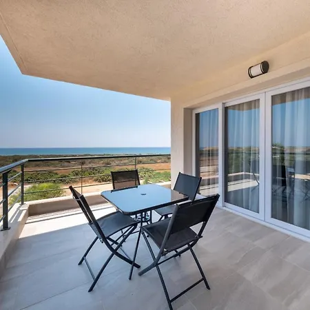 Apartman Terrific One Bedroom With Sea View Vokolidha