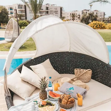 Apartman Terrific One Bedroom With Sea View